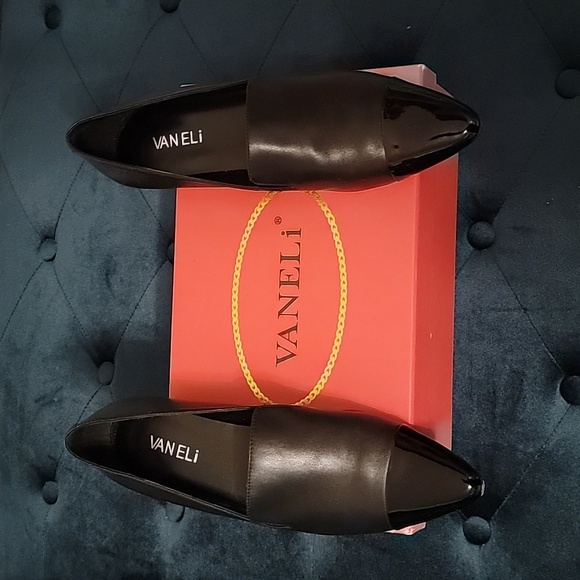 Vaneli Black Flats 'Fable' 8.5 Narrow NIB - Picture 6 of 16